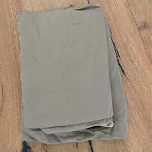 Calvin Klein VINTAGE Dark Khaki Queen Sheet Set